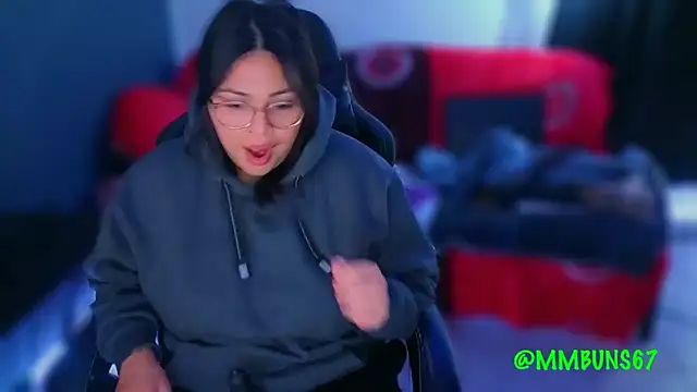 miacanela xo online show from November 2, 2025, 1:41 am