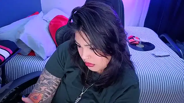 miacanela xo online show from February 17, 2026, 1:46 am