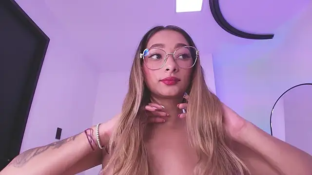 vale ross  online show from February 6, 2026, 3:11 am