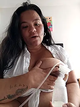 Julieta-tits online show from April 23, 2026, 3:03 pm