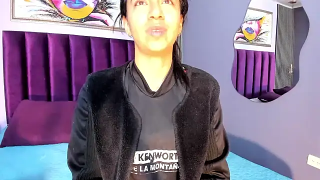 Tamaraakins online show from March 1, 2025, 12:34 pm