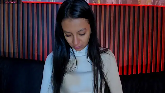 Tamaraakins online show from November 12, 2025, 12:16 pm