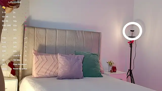 1m megan online show from June 8, 2026, 4:02 am