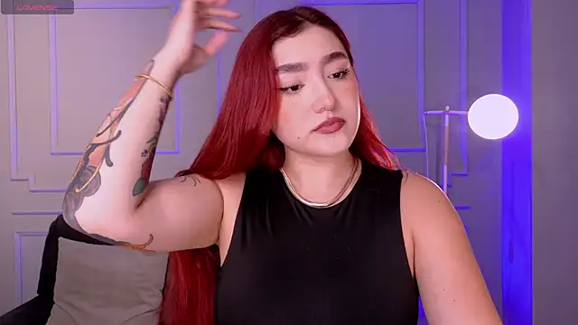 ViolettCastel online show from March 10, 2026, 7:30 pm