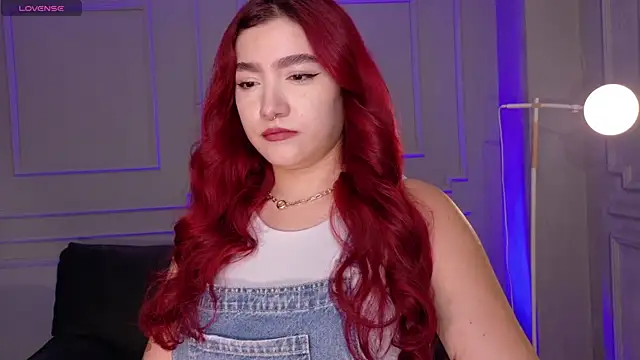 ViolettCastel online show from March 11, 2026, 7:20 pm