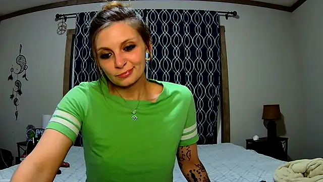 Snapshot of ZeelaXoXo chatting on February 2, 2025, 6:37 am ZeelaXoXo online show from February 2, 2025, 6:37 am