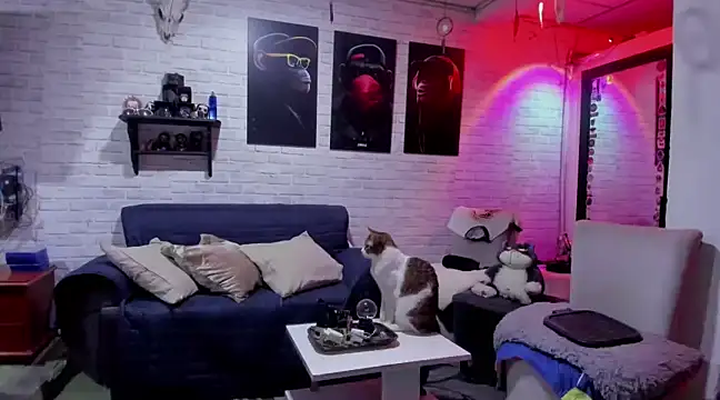 Kimmymadison- online show from December 26, 2024, 11:13 pm