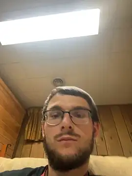 Snapshot of hungkubenski chatting on October 13, 2025, 12:32 am hungkubenski online show from October 13, 2025, 12:32 am