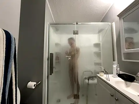 hungkubenski online show from November 5, 2025, 5:57 pm