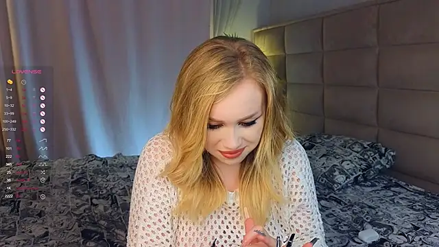 AsteriaHamel online show from February 14, 2025, 3:15 pm