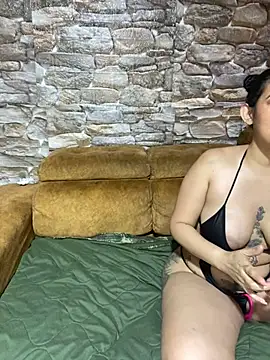 twohornys online show from December 7, 2024, 6:59 pm