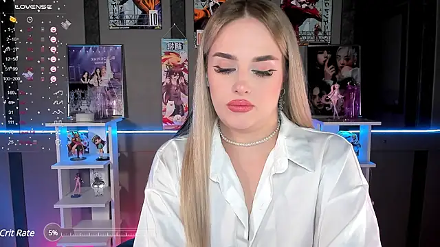 Snapshot of Ellen_Soft chatting on March 16, 2025, 8:43 pm Ellen Soft online show from March 16, 2025, 8:43 pm