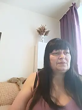 Snapshot of Women-pleasures chatting on November 21, 2025, 7:18 am Women-pleasures online show from November 21, 2025, 7:18 am