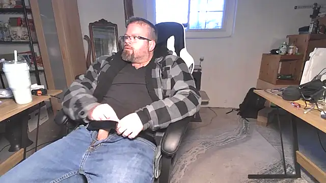 MagnusCockus online show from March 2, 2025, 10:38 pm