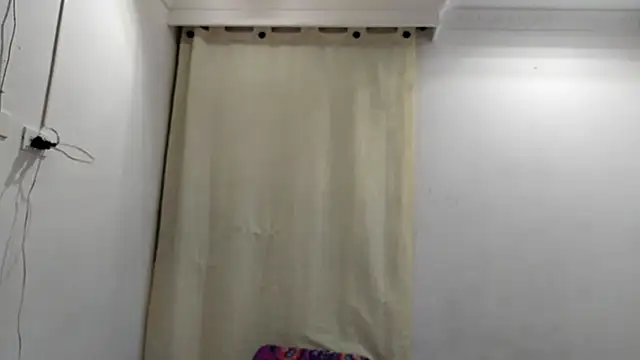 Snapshot of Molly_ADY chatting on January 22, 2025, 2:59 am Molly ADY online show from January 22, 2025, 2:59 am