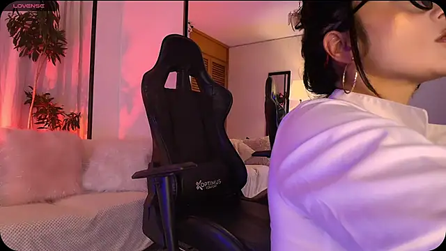  Federica Miller01 online show from October 24, 2025, 6:15 pm