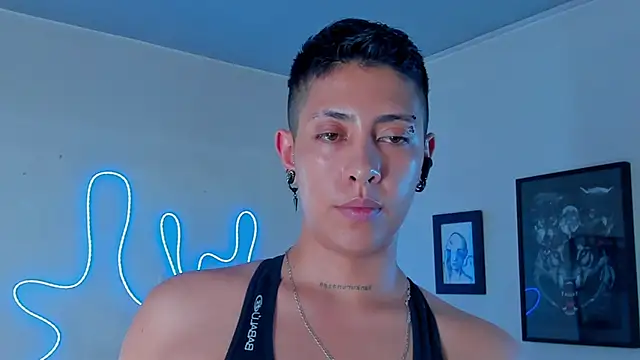 Aleja1214 online show from September 10, 2025, 11:27 pm