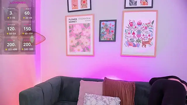 Melissa Koster online show from November 10, 2025, 7:40 am