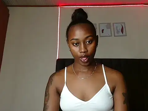 Miss hot candy online show from January 10, 2025, 10:39 am