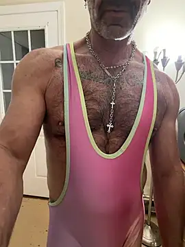 DaddySnowXX online show from May 28, 2026, 2:20 am