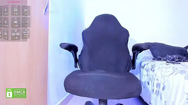 ROCKY REBEL online show from December 26, 2024, 4:58 pm