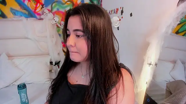 Liana Bernocchi online show from October 2, 2025, 7:21 pm