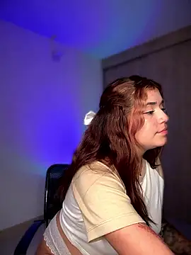 JoselinFlower  online show from December 4, 2024, 3:26 am