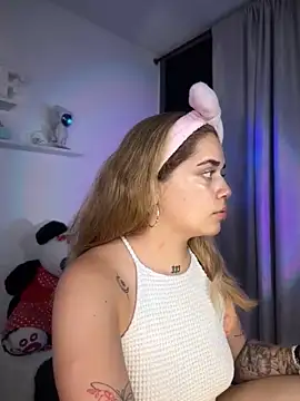 JoselinFlower  online show from November 14, 2025, 2:21 am