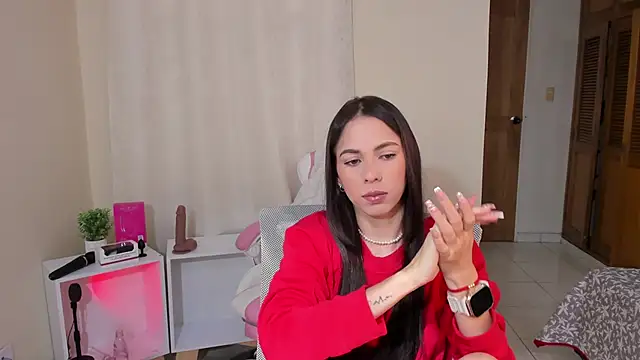 shanakendal2 online show from February 22, 2025, 7:58 pm