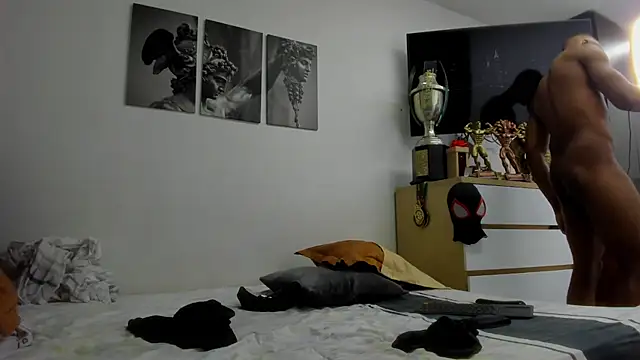 Malkongarcia online show from March 14, 2026, 10:48 pm