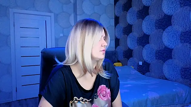 Snapshot of natusik chatting on December 14, 2024, 3:40 am natusik online show from December 14, 2024, 3:40 am