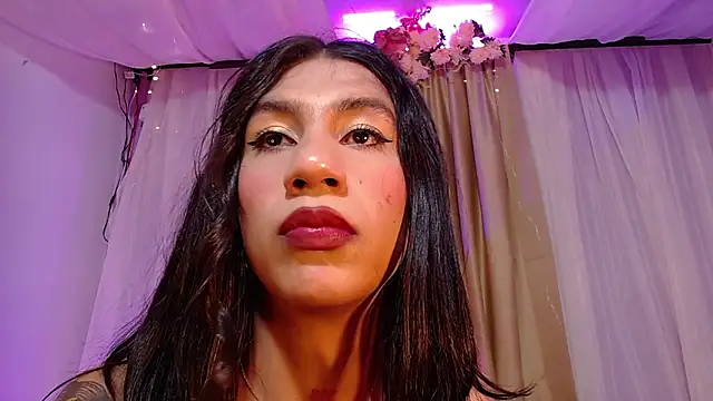 sofiaa grey  online show from March 15, 2025, 3:37 pm