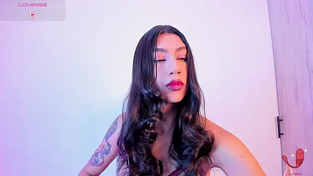 sofiaa grey  online show from November 28, 2025, 12:30 pm