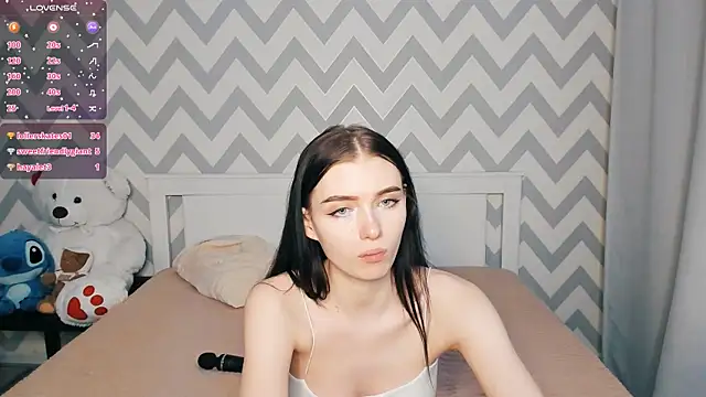 Snapshot of shaameless chatting on December 27, 2024, 7:46 pm shaameless online show from December 27, 2024, 7:46 pm