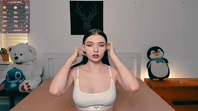 Snapshot of shaameless chatting on March 15, 2025, 5:48 pm shaameless online show from March 15, 2025, 5:48 pm