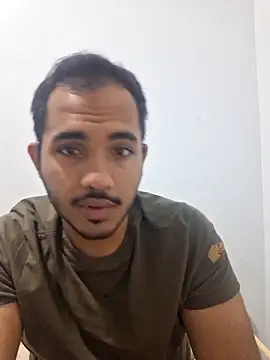 Snapshot of alesssterling chatting on November 11, 2025, 3:28 am alesssterling online show from November 11, 2025, 3:28 am