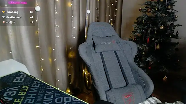 MargoFoxy online show from December 15, 2024, 11:01 am