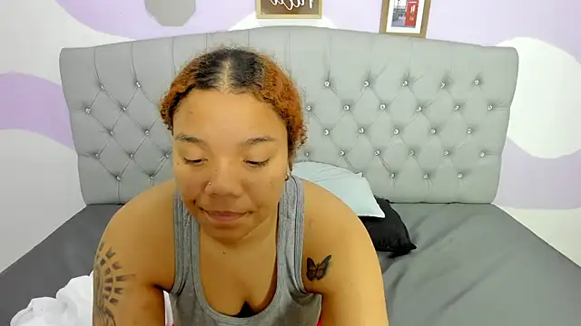 Snapshot of BRIYITHMENA chatting on March 5, 2026, 12:56 pm BRIYITHMENA online show from March 5, 2026, 12:56 pm