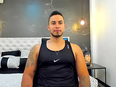 Juan muscle online show from November 9, 2025, 5:33 pm