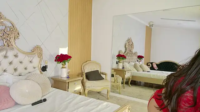 JulissaWilson online show from April 1, 2026, 7:22 pm