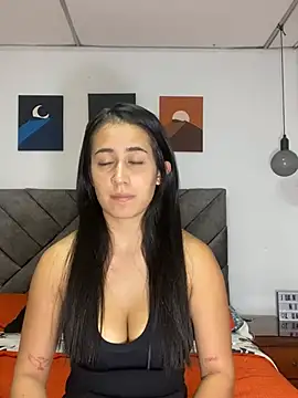 Snapshot of AnithaFigueroa1 chatting on December 17, 2024, 10:22 pm AnithaFigueroa1 online show from December 17, 2024, 10:22 pm