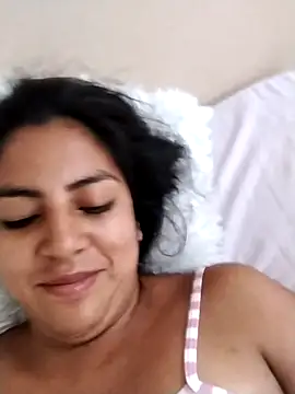 Snapshot of Valeer_abby chatting on December 26, 2024, 11:32 am Valeer abby online show from December 26, 2024, 11:32 am