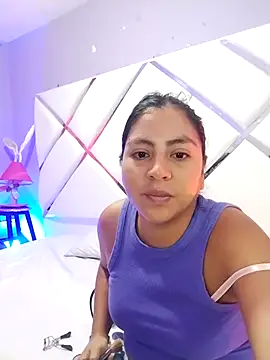 Snapshot of Valeer_abby chatting on April 4, 2026, 12:35 pm Valeer abby online show from April 4, 2026, 12:35 pm