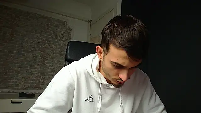 BrandonTate online show from February 1, 2025, 1:20 pm