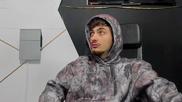 BrandonTate online show from March 29, 2026, 6:57 am