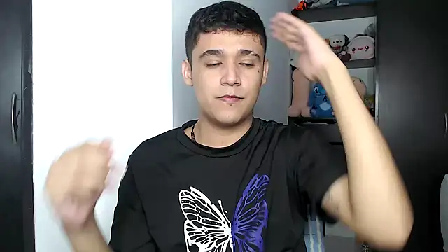 kaiine190 online show from March 13, 2026, 11:44 pm