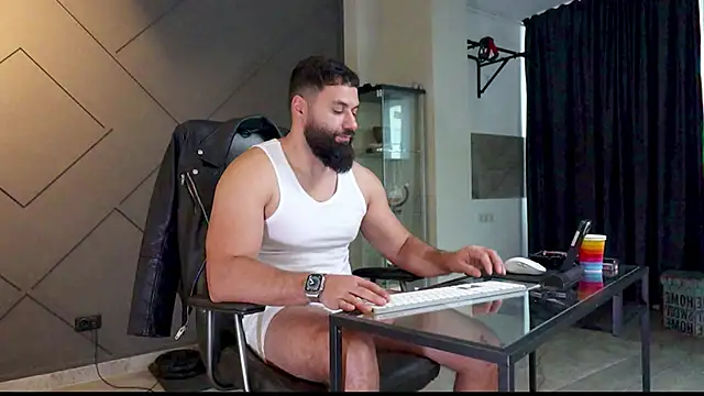 mattmasterss online show from January 15, 2025, 7:48 am