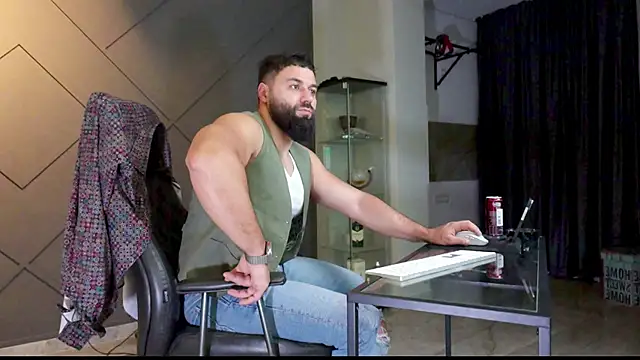 mattmasterss online show from January 17, 2025, 2:08 am