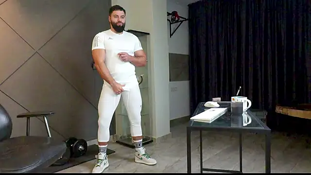 mattmasterss online show from January 18, 2025, 4:26 am