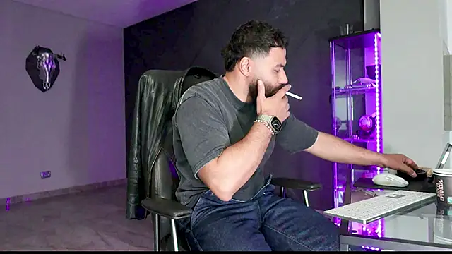 mattmasterss online show from March 22, 2025, 10:39 am